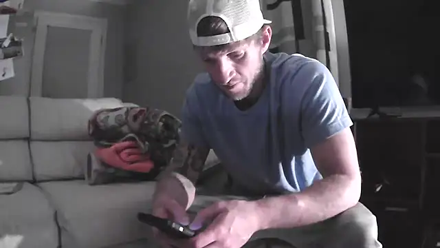 Snapshot of IsAparty chatting on 02-18-26, 10:44 IsAparty online show from 02-18-26, 10:44