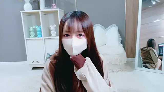 Snapshot of nodoka_chan_ chatting on 10-27-25, 12:17 nodoka chan  online show from 10-27-25, 12:17