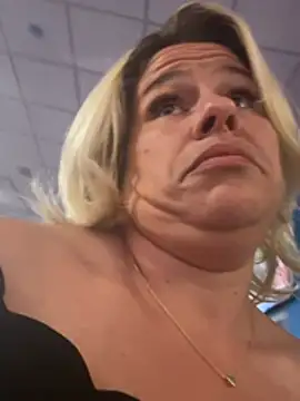 toomuchofafreak online show from 04-01-26, 11:55