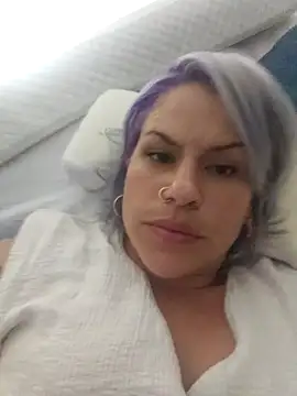 toomuchofafreak online show from 10-22-25, 02:44