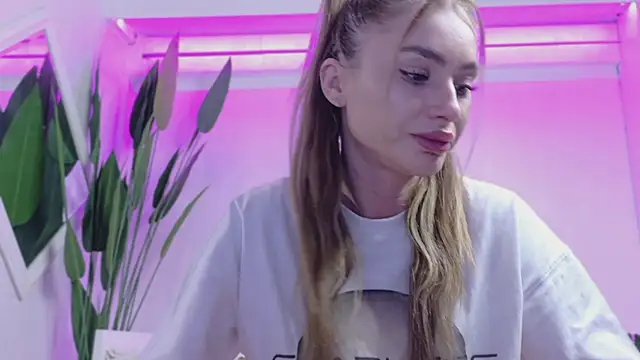 KaseyQuinn  online show from 04-30-26, 11:42