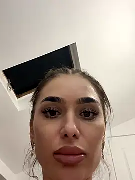 KaseyQuinn  online show from 11-03-25, 07:17