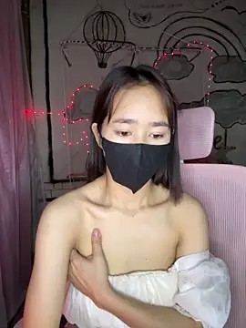 TiNa 04 online show from 12-22-25, 12:11