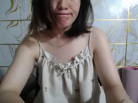 Lyzizi lovely09 online show from 06-21-26, 04:18