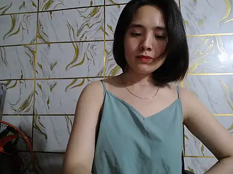 Snapshot of Lyzizi_lovely09 chatting on 04-21-26, 02:56 Lyzizi lovely09 online show from 04-21-26, 02:56