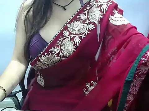 Snapshot of sweetpihu chatting on 02-04-26, 05:52 sweetpihu online show from 02-04-26, 05:52