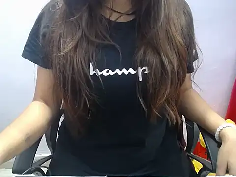 Snapshot of sweetpihu chatting on 04-01-26, 07:11 sweetpihu online show from 04-01-26, 07:11