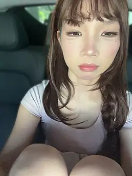 Snapshot of Yiyi-707 chatting on 07-12-26, 07:20 Yiyi-707 online show from 07-12-26, 07:20