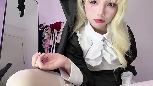 Yiyi-707 online show from 09-28-25, 10:55