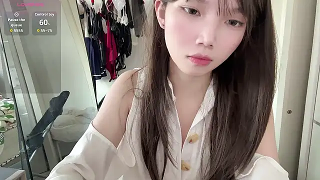 Yiyi-707 online show from 09-10-25, 09:52