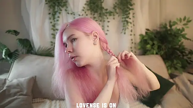 ElizSpieth online show from 11-28-25, 01:28