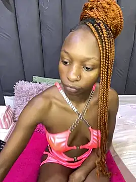 LonelyQueenxx25 online show from 06-30-26, 09:15