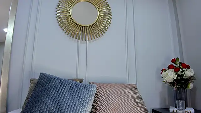 CharlotteBrownn  online show from 03-19-26, 11:27