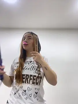 CharlotteBrownn  online show from 11-01-25, 03:35