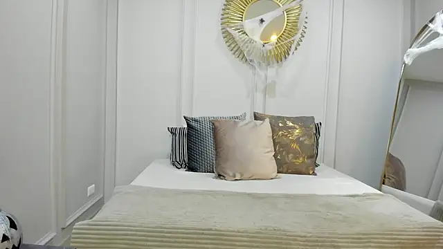 CharlotteBrownn  online show from 10-21-25, 03:06