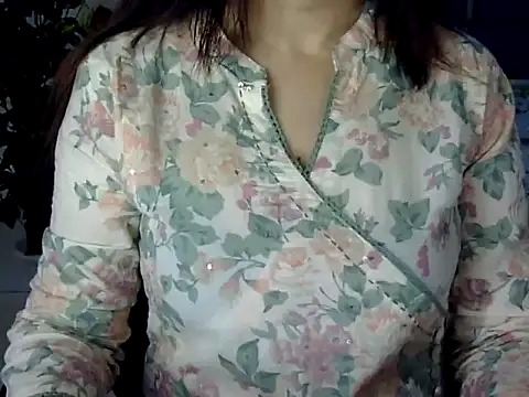 Snapshot of Rumi_cute chatting on 03-01-26, 03:34 Rumi cute online show from 03-01-26, 03:34