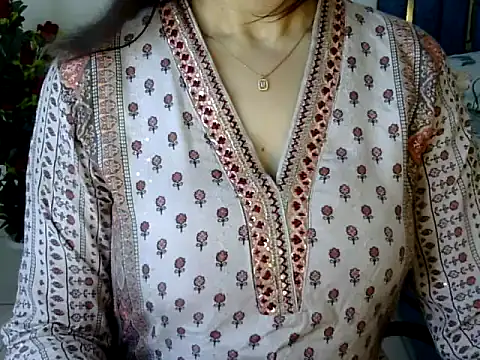 Rumi cute online show from 04-22-26, 03:30
