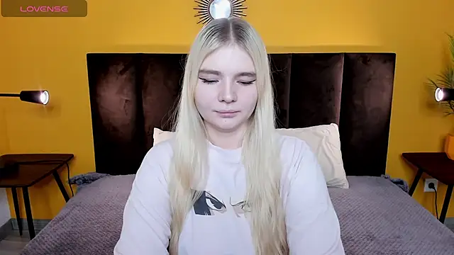 RuthBryant online show from 12-05-25, 12:32