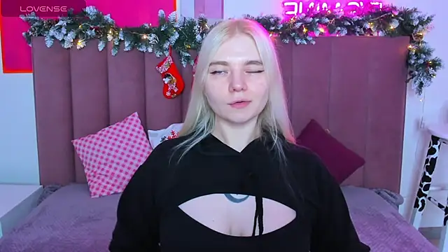 RuthBryant online show from 12-16-25, 12:37