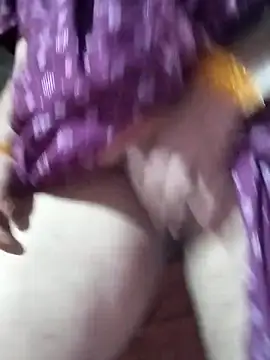 rani8008 online show from 10-24-25, 05:50