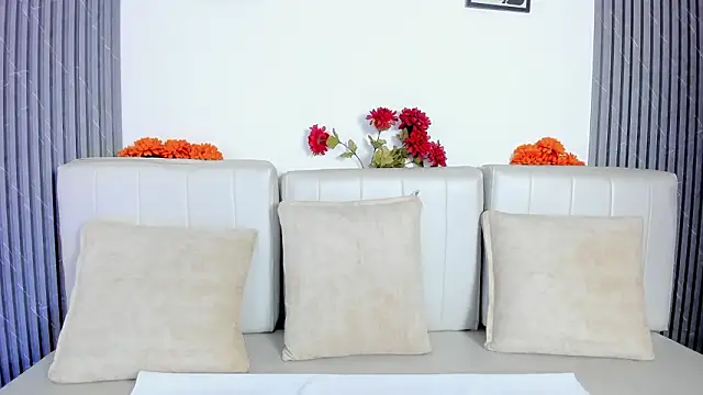 Yumii sweetgirl online show from 03-12-26, 08:35