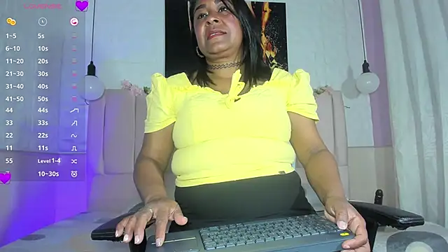 mya blaze online show from 09-24-25, 12:22