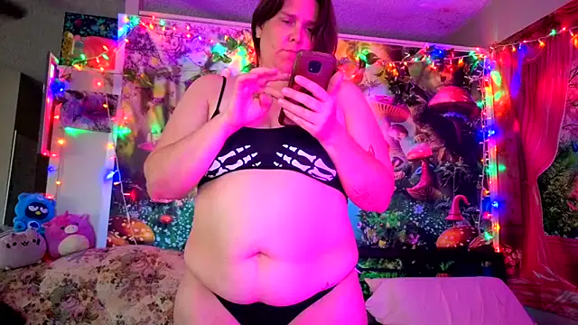 Princess  Kitty   online show from 10-31-25, 04:47