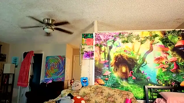 Princess  Kitty   online show from 10-06-25, 08:20