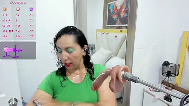 Luna Naughty1 online show from 03-17-26, 07:39