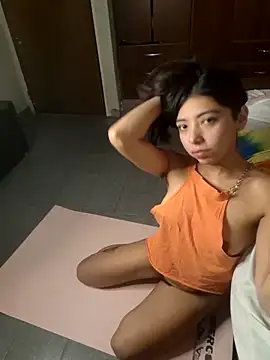 missapril0101 online show from 04-17-26, 05:27