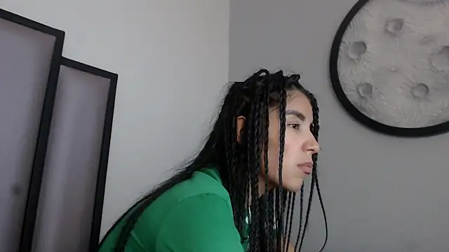 Lucy-23 online show from 12-05-25, 05:17