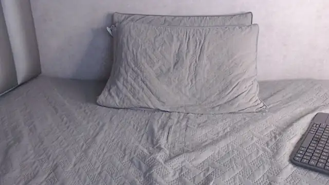 Lucy-23 online show from 04-11-26, 07:45