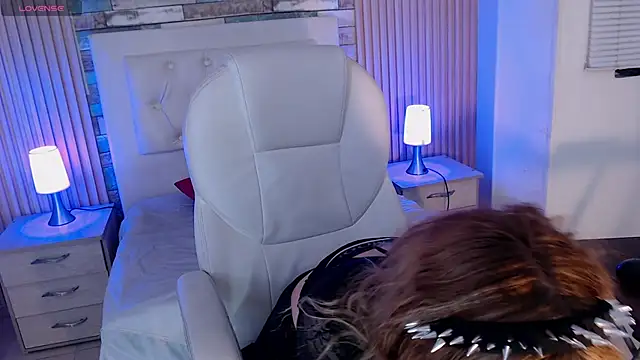 rihonna hs8 online show from 09-23-25, 02:46