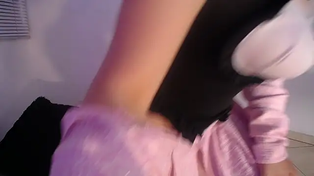 rihonna hs8 online show from 04-18-26, 01:24