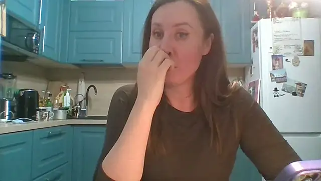 ALICAINWONDERLAND online show from 04-08-26, 08:32