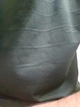 coupleyug online show from 12-21-25, 10:28