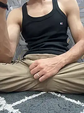 coupleyug online show from 02-26-26, 03:45