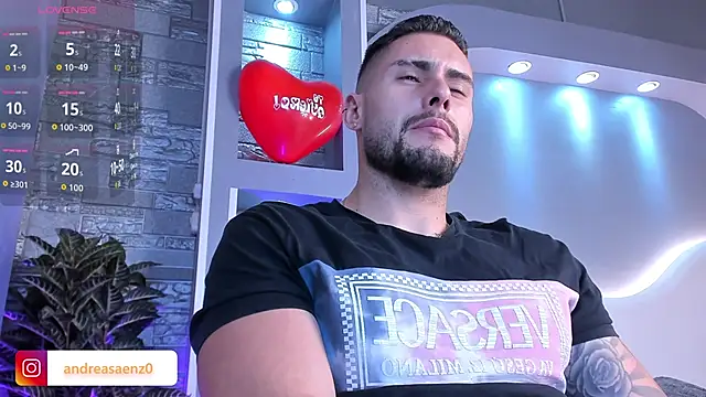 Snapshot of dominic_de_luca chatting on 02-16-26, 04:00 dominic de luca online show from 02-16-26, 04:00