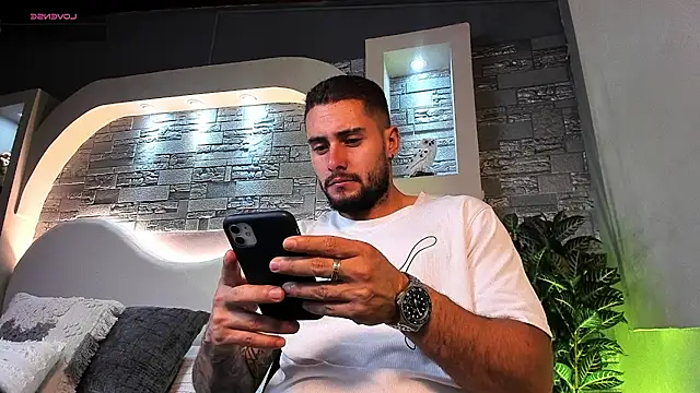 dominic de luca online show from 11-11-25, 10:58