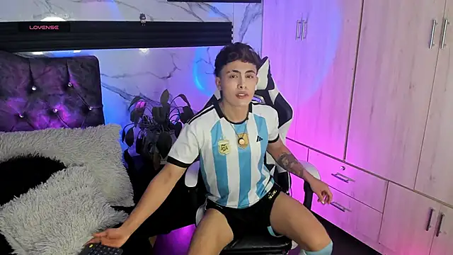 Saimonvela online show from 04-16-26, 07:09