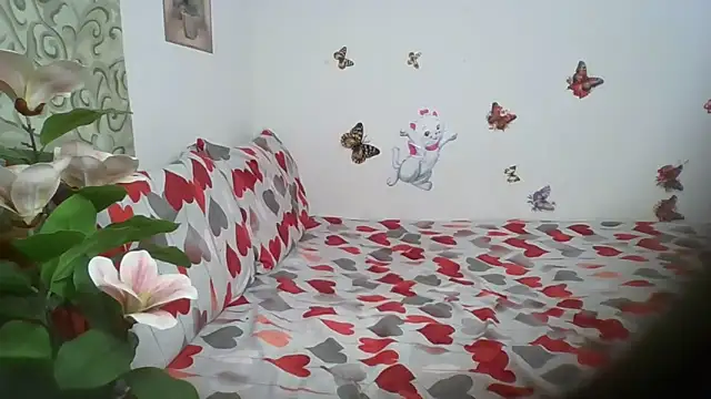 Snapshot of LustInLips chatting on 02-21-26, 03:08 LustInLips online show from 02-21-26, 03:08