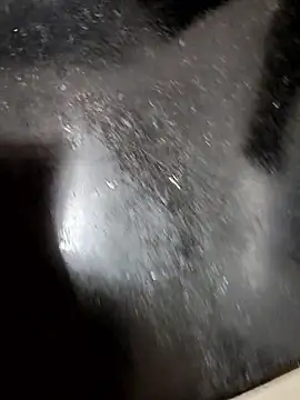 Snapshot of Mr_Batting_Man chatting on 10-15-25, 05:43 Mr Batting Man online show from 10-15-25, 05:43