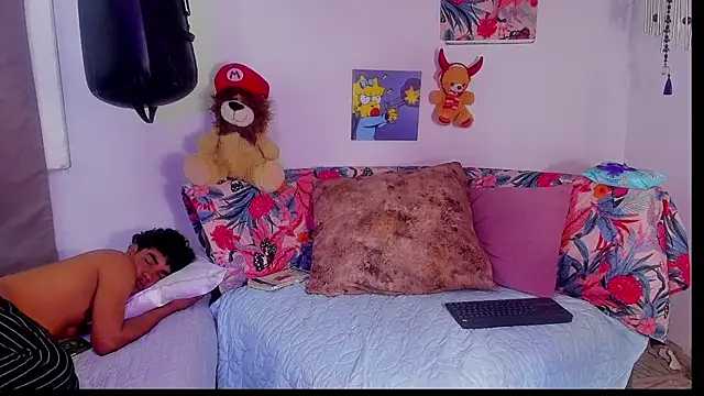 elfernh online show from 10-05-25, 04:36