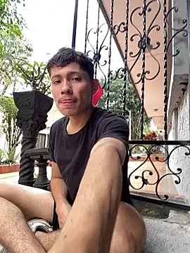 elfernh online show from 10-14-25, 07:47