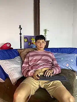 elfernh online show from 10-19-25, 05:10