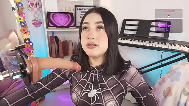 justonecute online show from 03-20-26, 12:11