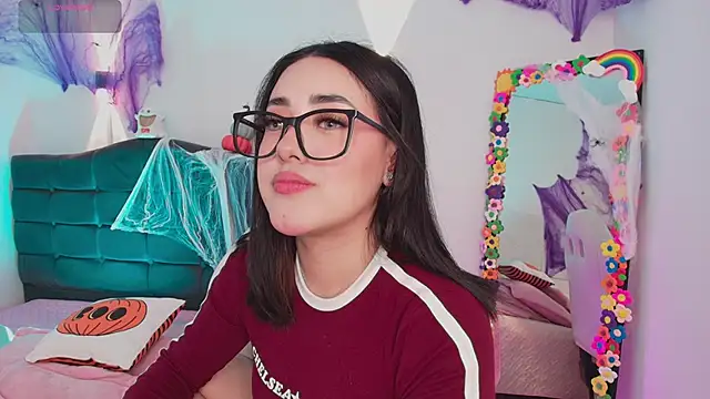 Snapshot of justonecute chatting on 10-17-25, 10:55 justonecute online show from 10-17-25, 10:55