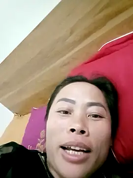 Snapshot of CoMay003 chatting on 02-08-26, 10:13 CoMay003 online show from 02-08-26, 10:13