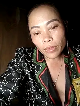 CoMay003 online show from 04-15-26, 01:48