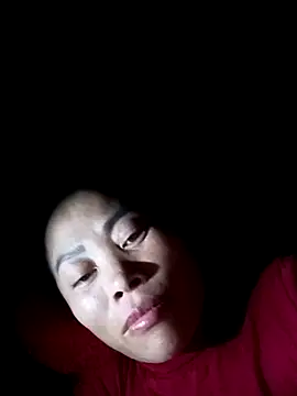 Snapshot of CoMay003 chatting on 09-18-25, 01:58 CoMay003 online show from 09-18-25, 01:58